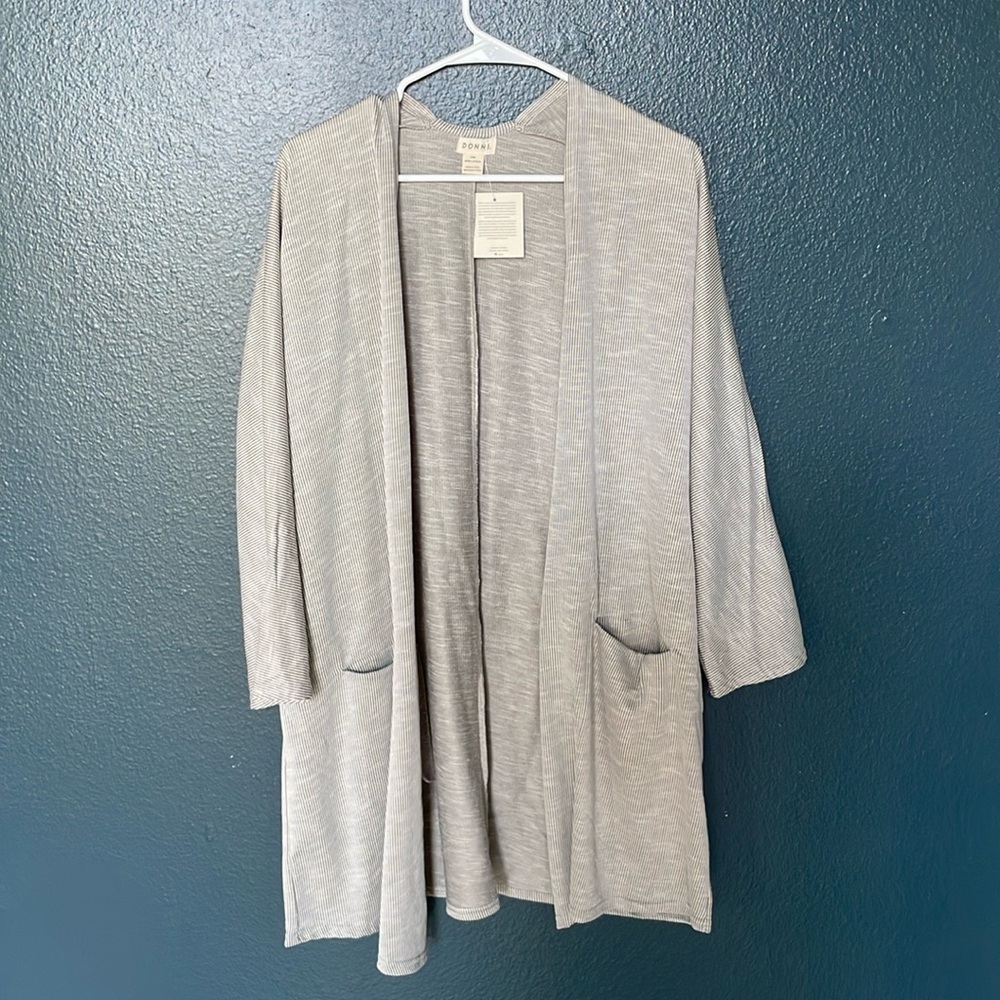 $15💅 DONNI. Ribbed Sweater Coat